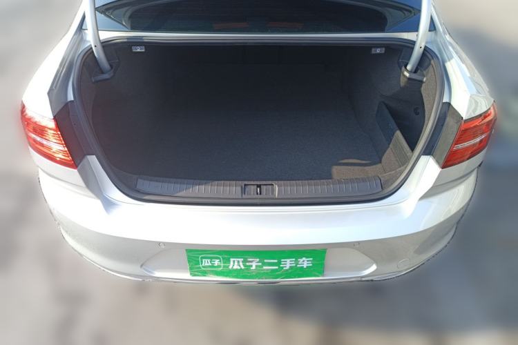 Used Volkswagen Magotan 2019 330TSI DSG Luxury Model China V Standard Trunk