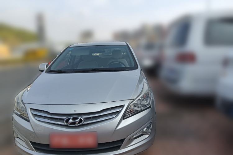 Used Hyundai Verna (older generation) 2014 1.4L Manual Smart GLS Trim Front