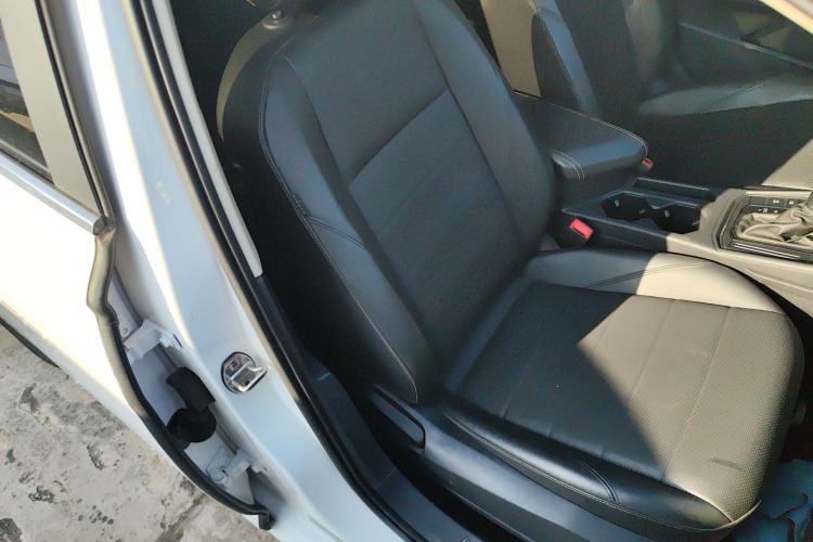 Used Volkswagen Lavida 2019 1.5L Automatic Comfort Edition China VI Standard
