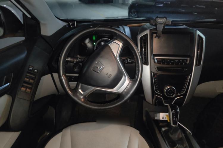 Used Luxgen U6 SUV 2014 1.8T Fashion Edition
