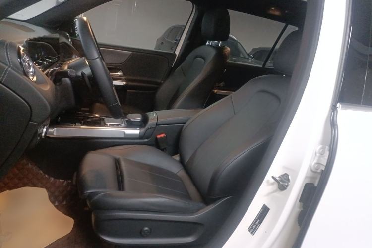 Used Mercedes-Benz GLB 2021 GLB 200 Dynamic Edition
