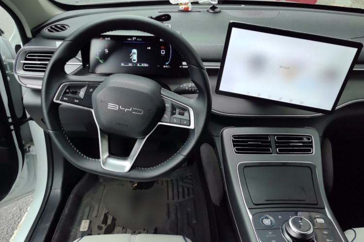 Used BYD Destroyer 05 2024 HONOR Edition DM-i 55KM Luxury Model Steering Wheel