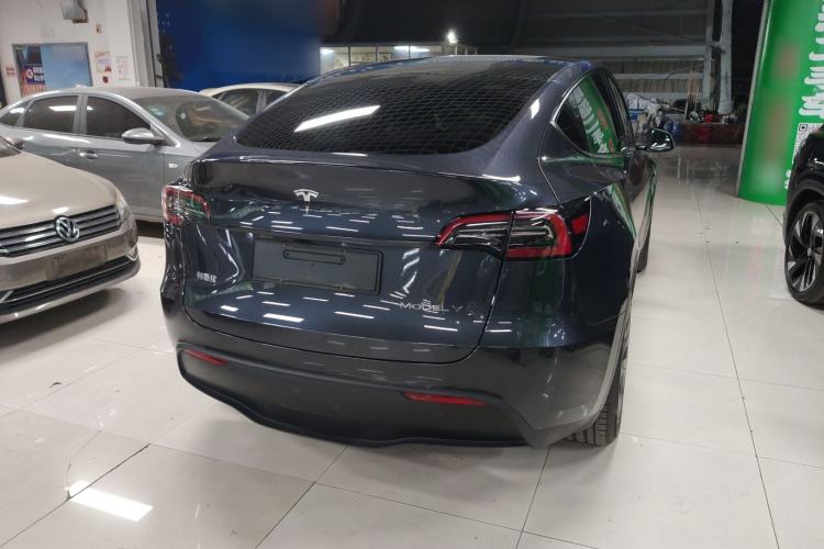 Used Tesla Model Y 2024 Long-Range All-Wheel-Drive Version