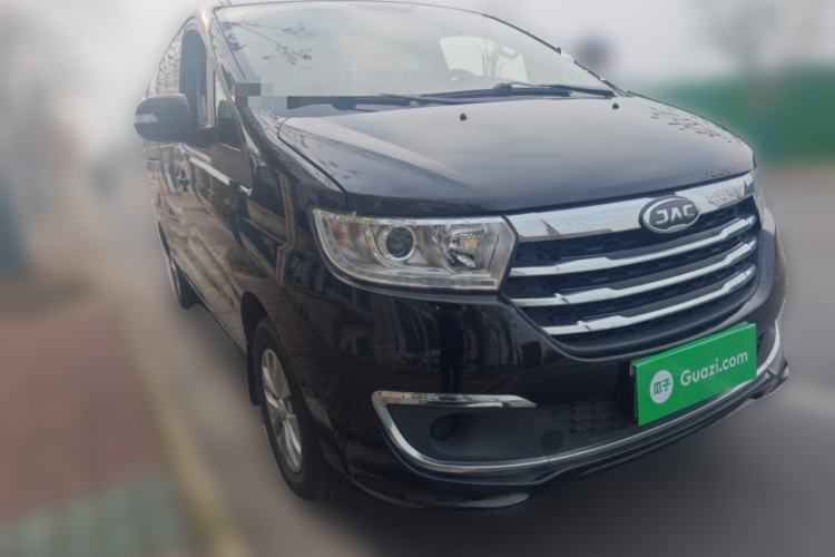 Used JAC Refine M3 2023 PLUS 1.5T 7/8-seater Smart Connectivity Version Front Right 45 Deg