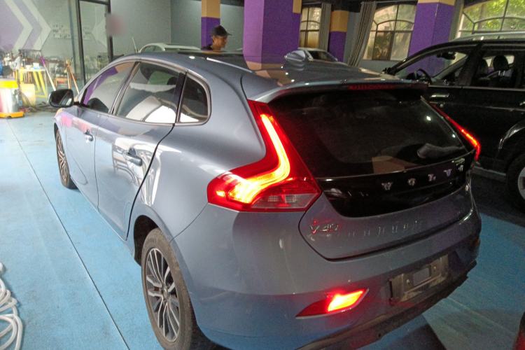 Used Volvo V40 2018 T3 Zhiyi Edition Rear Left 45 Deg