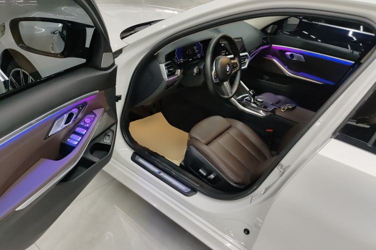 Used BMW 3 Series 2022 Updated 325Li M Sport Package Driver Seat