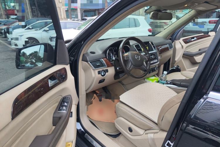 Used Mercedes-Benz M-Class 2012 ML 350 Sport Edition Driver Seat