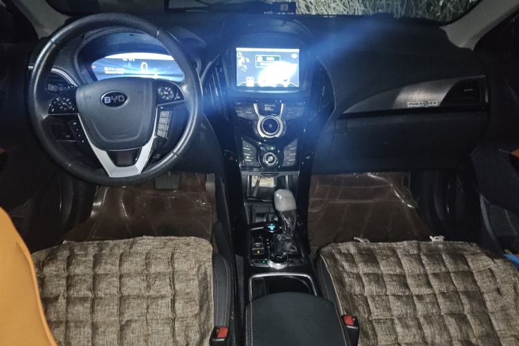 Used BYD Qin New Energy 2016 Qin EV300 Prestige Model
