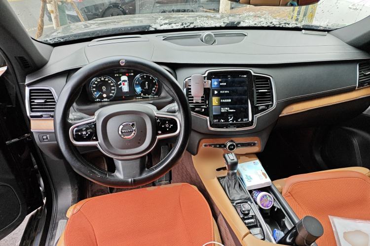 Used Volvo XC90 2019 T6 ZhiZun Edition 7-Seater China V Standard
