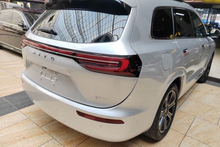 Used Hima AITO M7 2024 1.5T Intelligent Drive 4WD Ultra Version 5 Seats