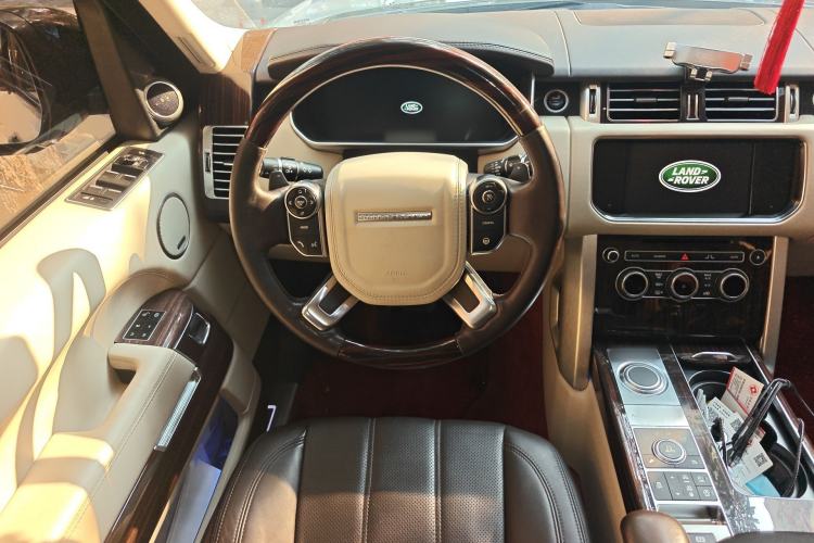 Used Land Rover Range 2014 3.0 SC V6 Vogue SE Long-Wheelbase Edition Steering Wheel