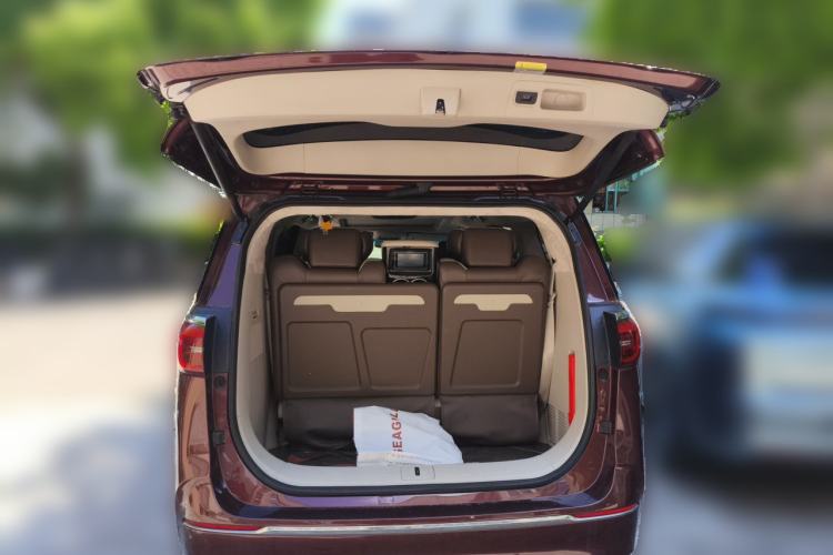 Used Buick GL8 2022 ES Landtrek 653T Comfort Edition