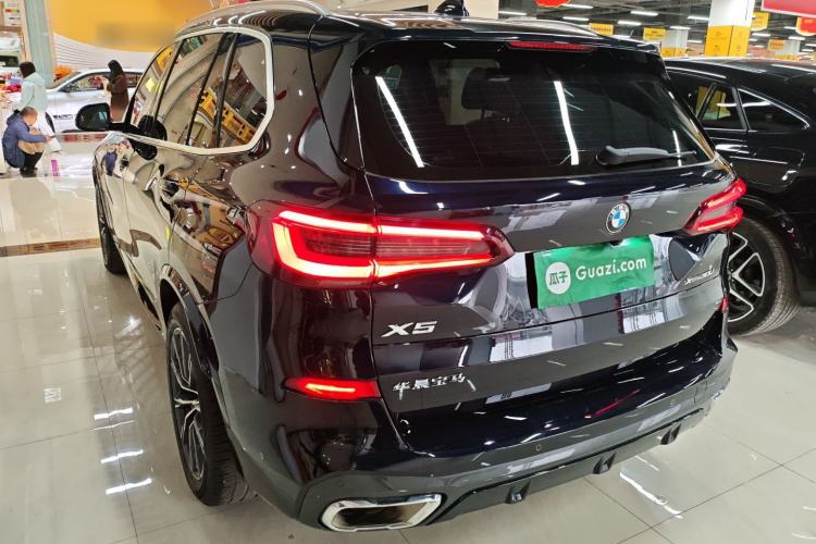 Used BMW X5 2022 Restyled xDrive 30Li Luxury Version M Sport Package