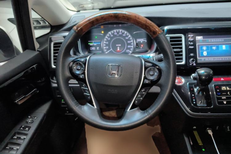 Used Honda Elysion 2019 2.0L Hybrid Luxury Edition
