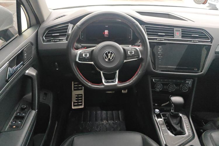 Used Volkswagen Tiguan L 2021 330TSI Automatic Two-Wheel Drive R-Line Enhanced Edition
