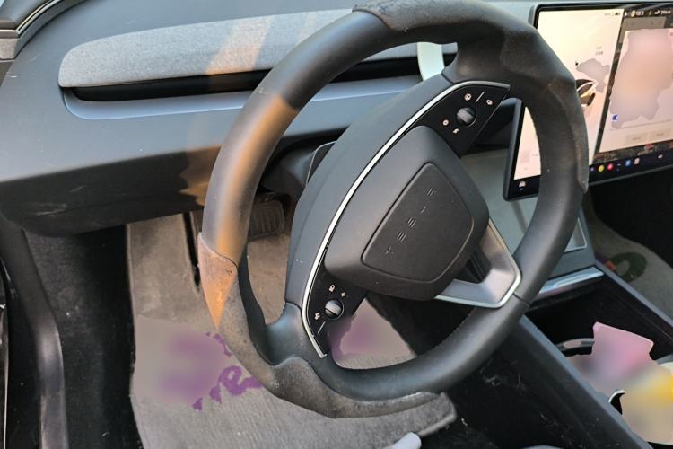 Used Tesla Model 3 2025 Rear-Wheel-Drive Version