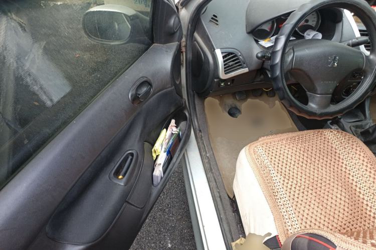 Used Peugeot 207 2009 Sedan 1.4L Manual Yule Edition
