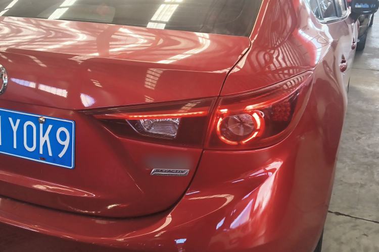 Used Mazda 3 Axela 2017 Sedan 1.5L Automatic Luxury Model Emission Standard China V Right Rear Taillight
