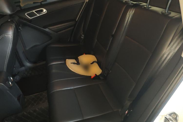 Used Volkswagen Tiguan 2016 280TSI Automatic Two-Wheel-Drive Silk Road Style Edition Left Rear Seat