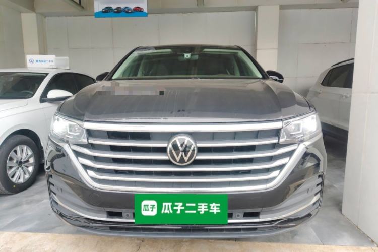 Used Volkswagen Viloran 2024 330TSI Business Edition Front