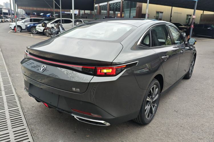 Used CHANGAN Eado 2025 Blue Whale 1.5T 500Bar Flagship Model
