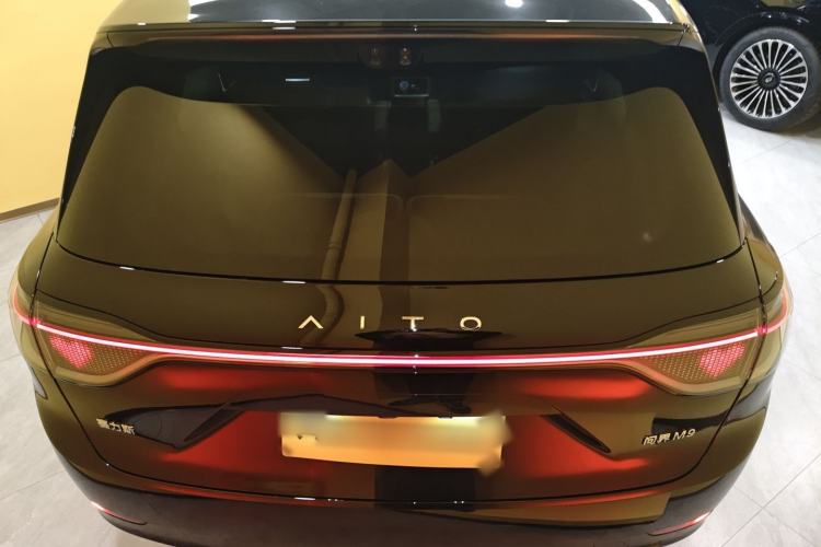 Used Hima AITO M9 2025 Extended-Range Ultra Version 52 kWh 6-Seater Rear