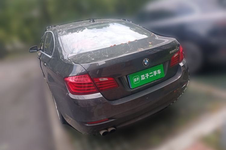 Used BMW 5 Series 2014 520Li Elegant Model Rear Left 45 Deg