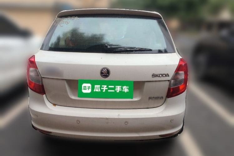 Used Skoda Fabia 2014 1.4L Manual Crystal Edition