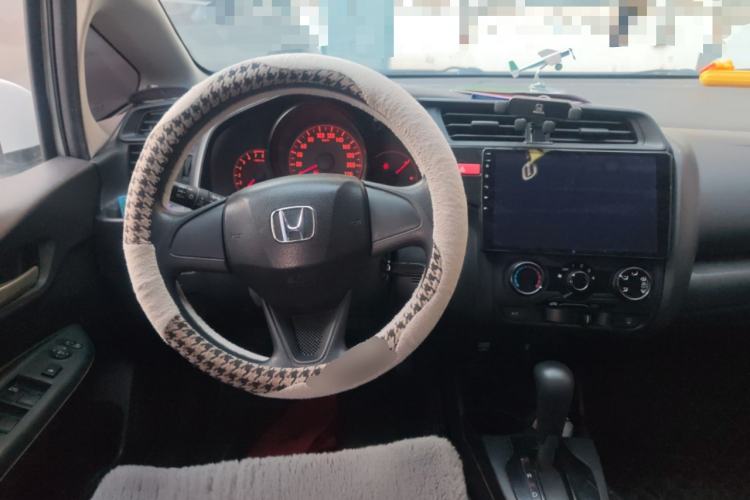 Used Honda Fit 2014 1.5L SE CVT Fashion Model