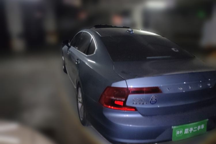 Used Volvo S90 2019 T4 Zhiyi Edition