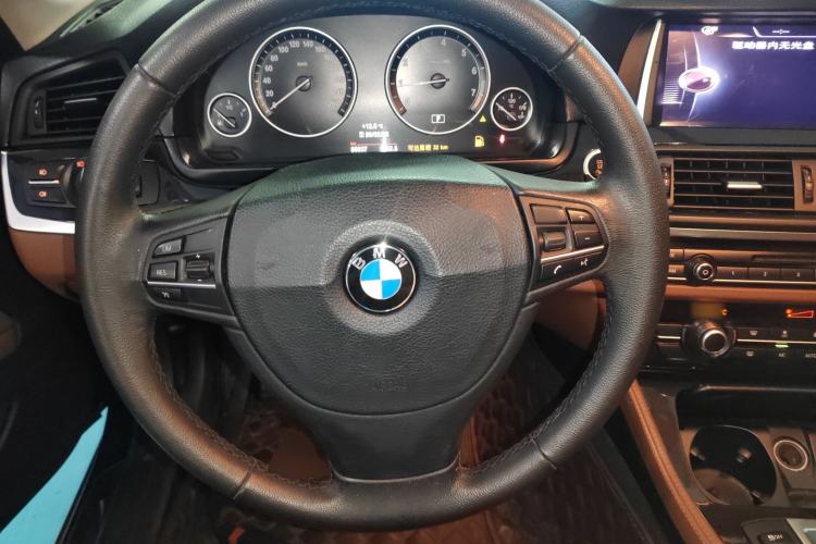 Used BMW 5 Series (Import) 2015 520i Elegant Edition