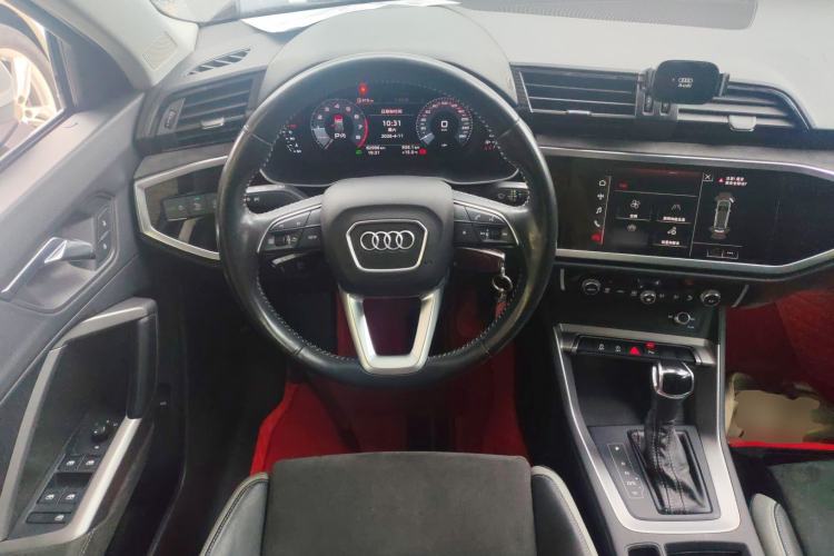 Used Audi Q3 2019 35 TFSI Advanced Dynamic Edition Steering Wheel