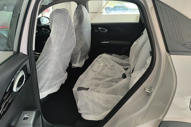 Used Geely Galaxy Geome 2026 Model 310km Youth Edition Left Rear Seat