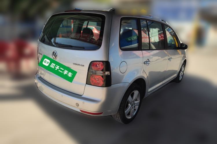 Used Volkswagen Touran 2013 1.4T DSG Comfort Edition 5-Seater Rear Right 45 Deg