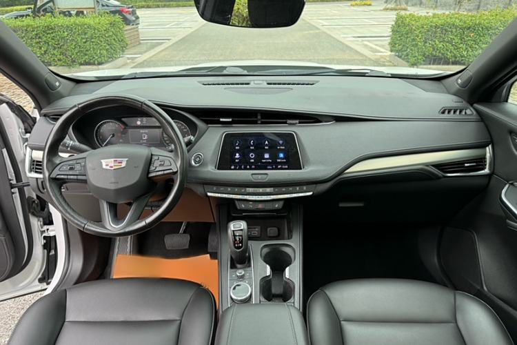 Used Cadillac XT4 2018 28T Two-Wheel Drive Leading Version