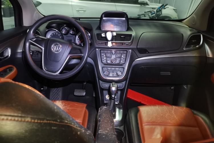 Used Buick Encore 2015 1.4T Automatic Two-Wheel Drive Urban Elite Version Center Console