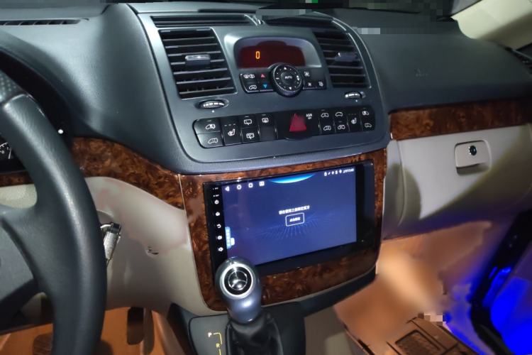 Used Mercedes-Benz Viano 2013 3.5L Haoci version Audio And AC Panel