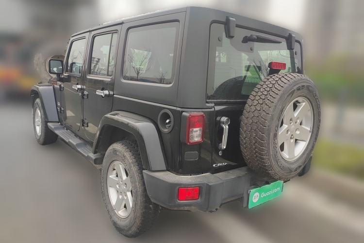 Used Jeep Wrangler 2014 2.8TD Sahara Four-Door Edition