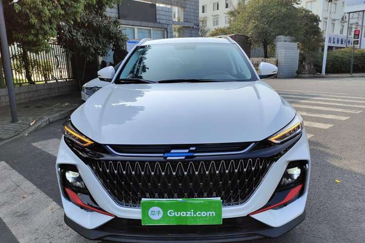 Used Oshan X7 PLUS 2023 Enjoy Edition 1.5T Automatic Pilot Model 7 Seats