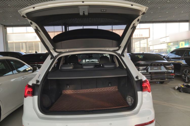 Used Audi Q3 2021 35 TFSI Fashion Dynamic Model
