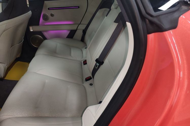 Used Avatr 06 2025 Pro Range-Extended Edition Left Rear Seat