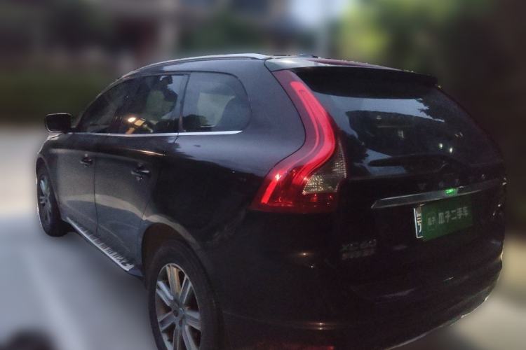 Used Volvo XC60 2017 T5 AWD Smart Range Edition
