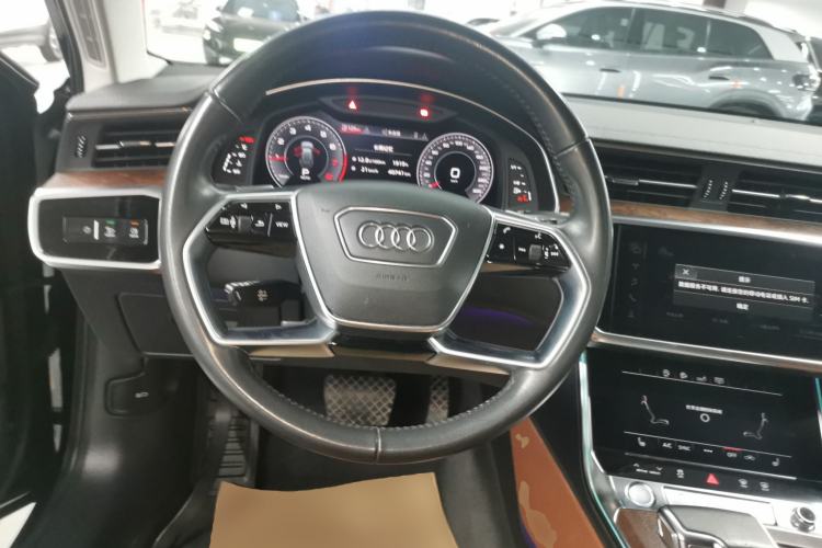 Used Audi A6 2020 allroad quattro Explorer 55 TFSI Prestige Off-Road Model
