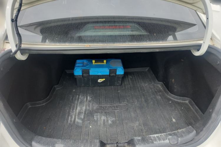 Used CHANGAN Alsvin 2019 1.5L DCT Luxury Version China VI Standard