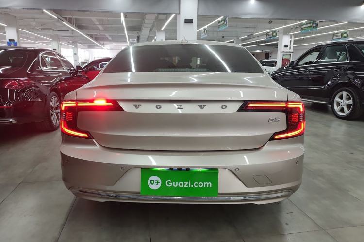 Used Volvo S90 2023 B5 Zhiyi Luxury Edition Rear