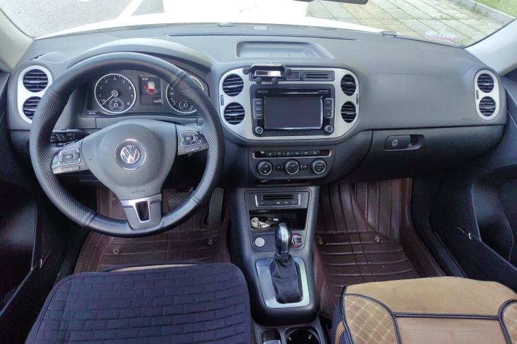 Used Volkswagen Tiguan 2015 2.0 TSI Automatic All-Wheel Drive Flagship Edition