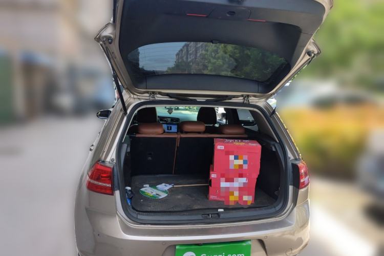 Used Volkswagen Golf 2016 230TSI Automatic Comfort Version
