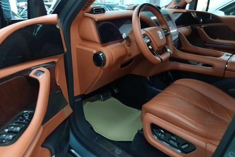 Used Yangwang U8 2023 Luxury Edition Driver Seat