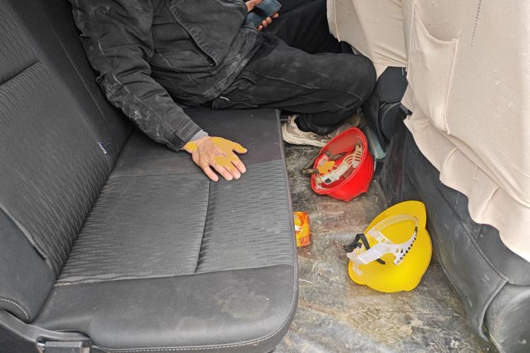 Used Jinbei Gold Hiace 2023 1.5L Passenger Vehicle Engineering Lion 5/6/7 Seater