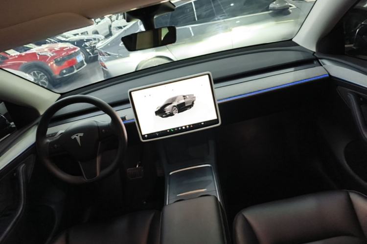 Used Tesla Model Y 2023 Rear-Wheel-Drive Version
